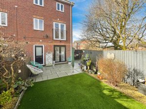 Rear- click for photo gallery